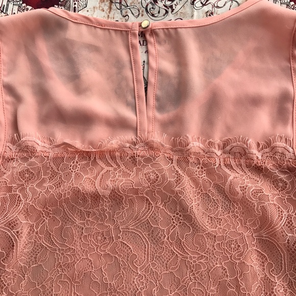 Peach Floral Lace Crop Top - Picture 6 of 6